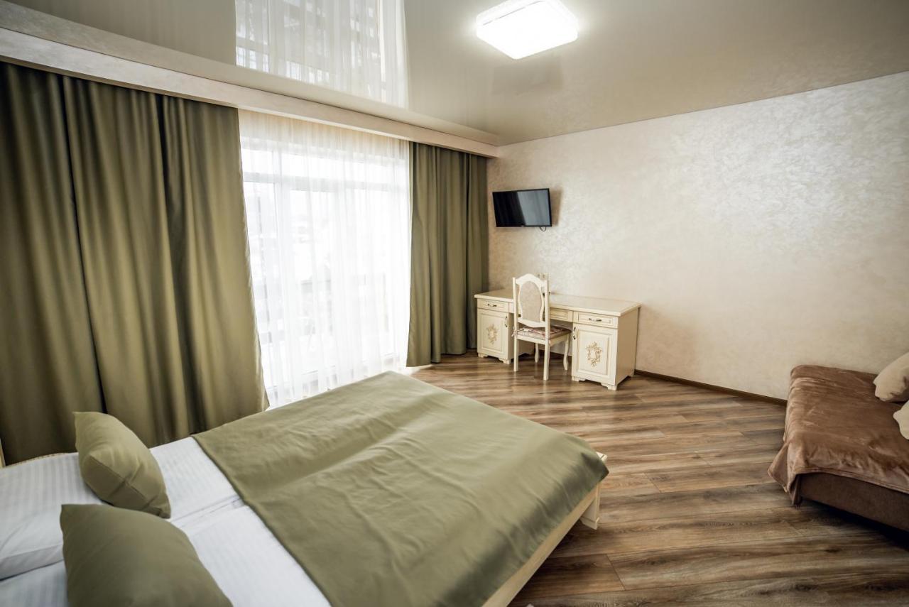 Hotel Августин Soločin Exteriér fotografie