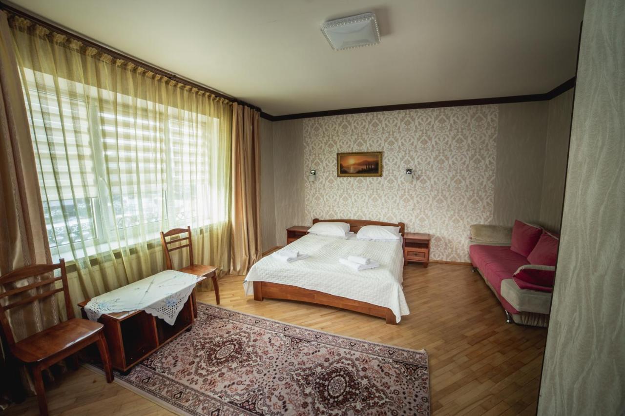 Hotel Августин Soločin Exteriér fotografie