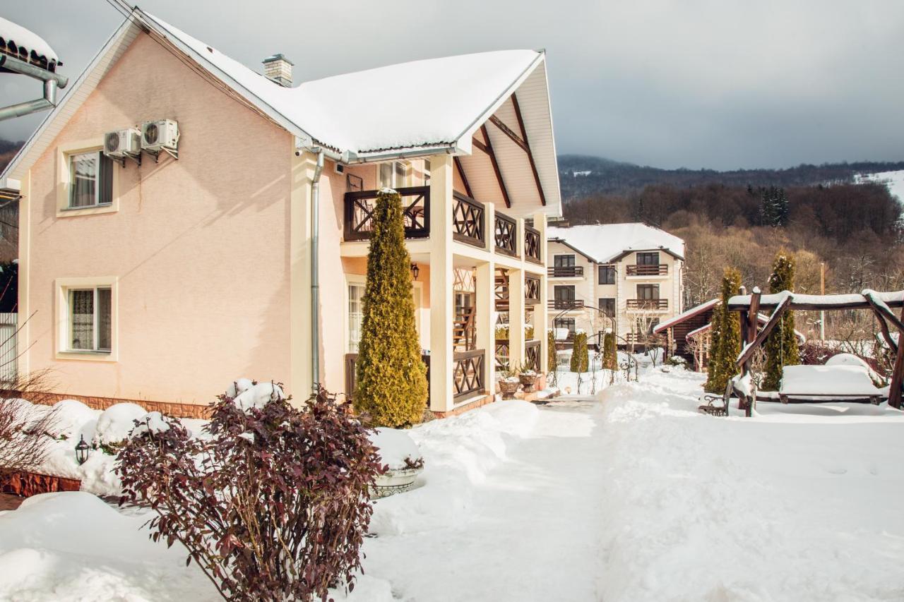 Hotel Августин Soločin Exteriér fotografie