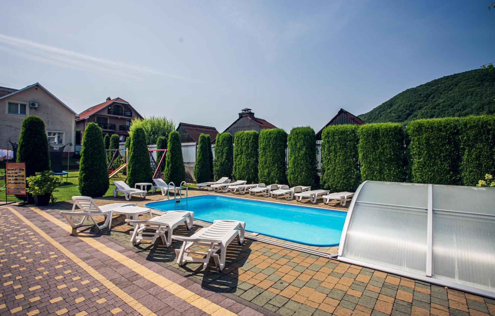 Hotel Августин Soločin Exteriér fotografie